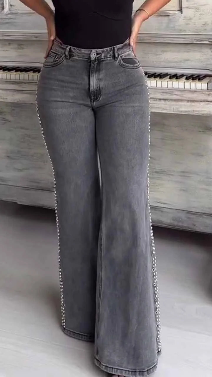 The latest autumn heavy wash distressed jeans